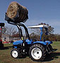 Malotraktor s naklada�om sena