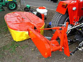 Malotraktor s bo�nou kosa�kou